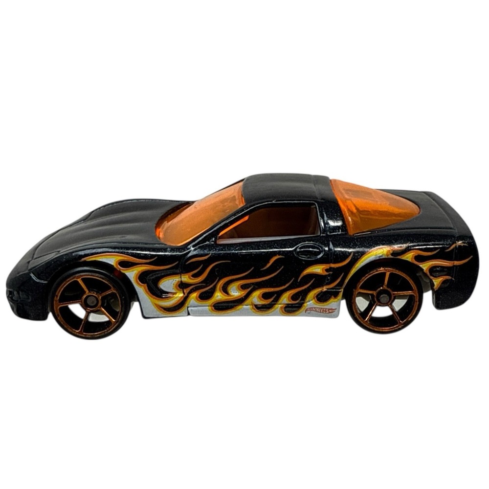 2012‎ Hot Wheels Heat Fleet 1997 Chevy Corvette C5 Black w/Orange Flames